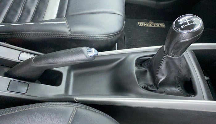 2018 Maruti Baleno DELTA 1.2 K12, Petrol, Manual, 23,782 km, Gear Lever