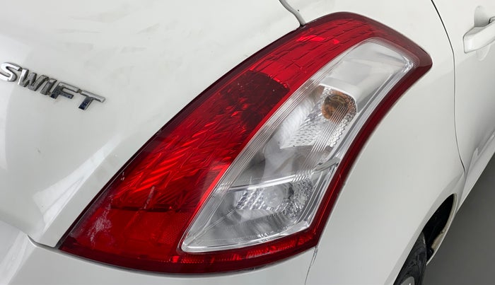 2017 Maruti Swift LDI, Diesel, Manual, 59,289 km, Right tail light - Minor scratches