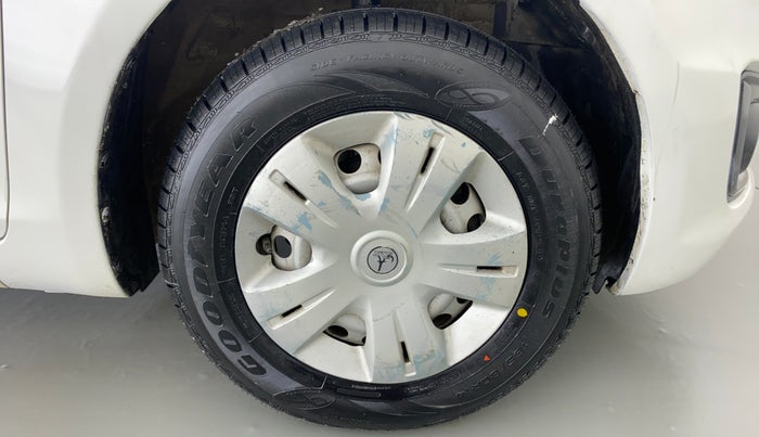2017 Maruti Swift LDI, Diesel, Manual, 59,289 km, Right Front Wheel