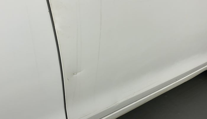 2017 Maruti Swift LDI, Diesel, Manual, 59,289 km, Driver-side door - Slightly dented