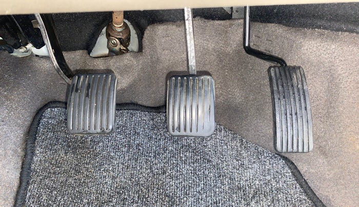 2013 Hyundai i10 MAGNA 1.1, Petrol, Manual, 59,689 km, Pedals