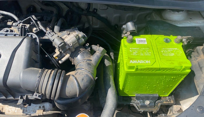 2013 Hyundai i10 MAGNA 1.1, Petrol, Manual, 59,689 km, Engine View - Left