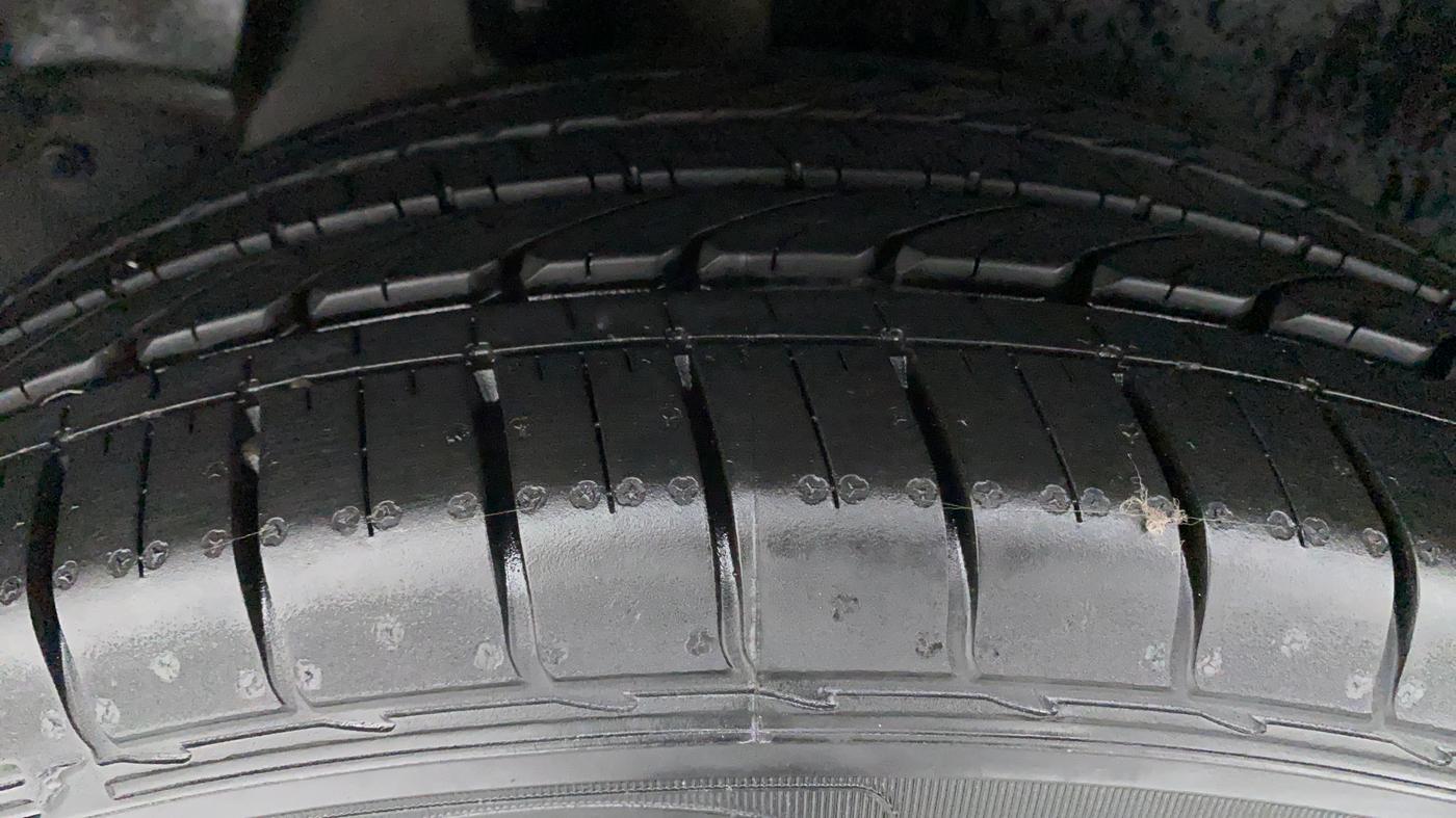 2017 Hyundai Creta 1.6 SX PLUS AUTO PETROL, Petrol, Automatic, 38,308 km, Right Rear Tyre Tread