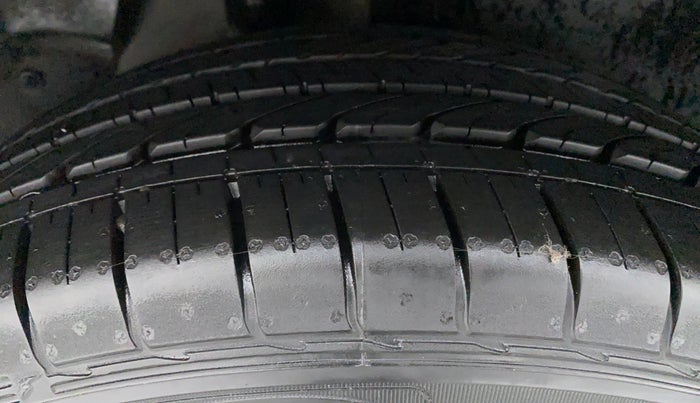 2017 Hyundai Creta 1.6 SX PLUS AUTO PETROL, Petrol, Automatic, 38,308 km, Right Rear Tyre Tread