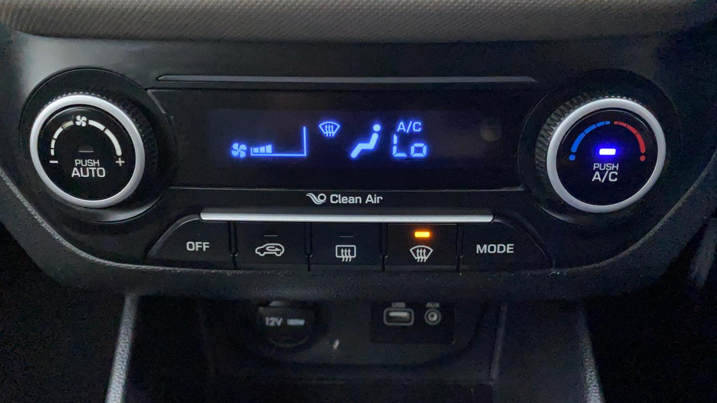2017 Hyundai Creta 1.6 SX PLUS AUTO PETROL, Petrol, Automatic, 38,308 km, Automatic Climate Control