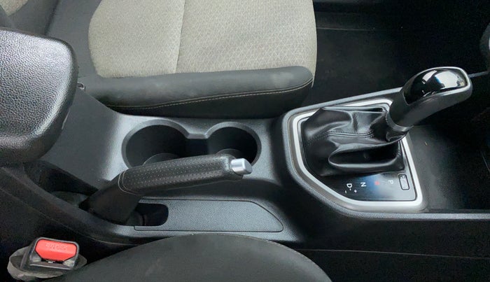 2017 Hyundai Creta 1.6 SX PLUS AUTO PETROL, Petrol, Automatic, 38,308 km, Gear Lever