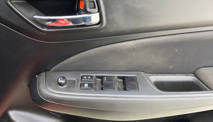 2023 Maruti Swift VXI, Petrol, Manual, 24,919 km, Driver Side Door Panels Control