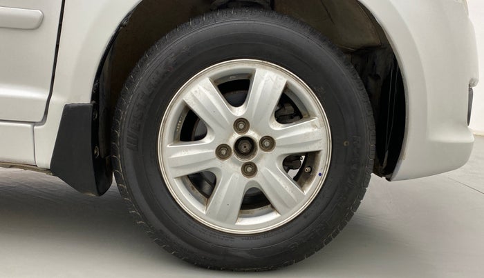 2010 Maruti Swift Dzire ZXI 1.2 BS IV, Petrol, Manual, 27,417 km, Right Front Wheel