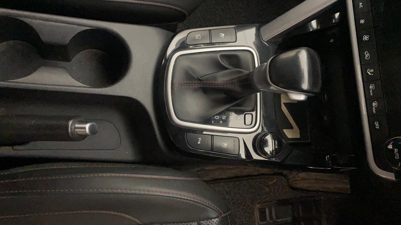 2021 KIA SELTOS GTX PLUS AT 1.5 DIESEL, Diesel, Automatic, 1,23,234 km, Gear Lever