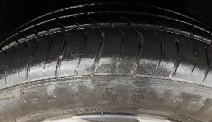 2022 Tata ALTROZ XM PLUS PETROL, Petrol, Manual, 63,153 km, Right Front Tyre Tread