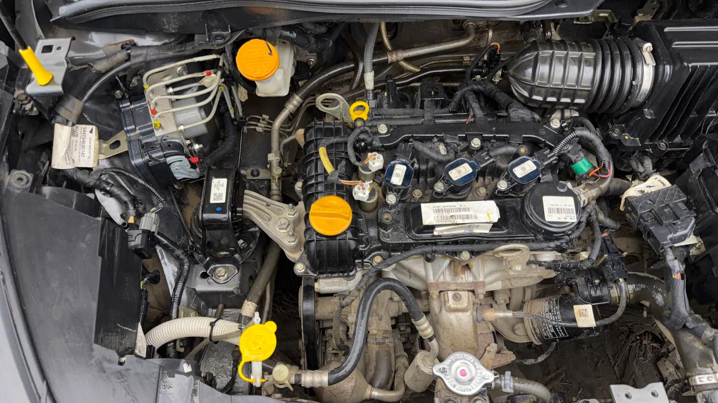 2022 Tata ALTROZ XM PLUS PETROL, Petrol, Manual, 63,153 km, Engine View - Right