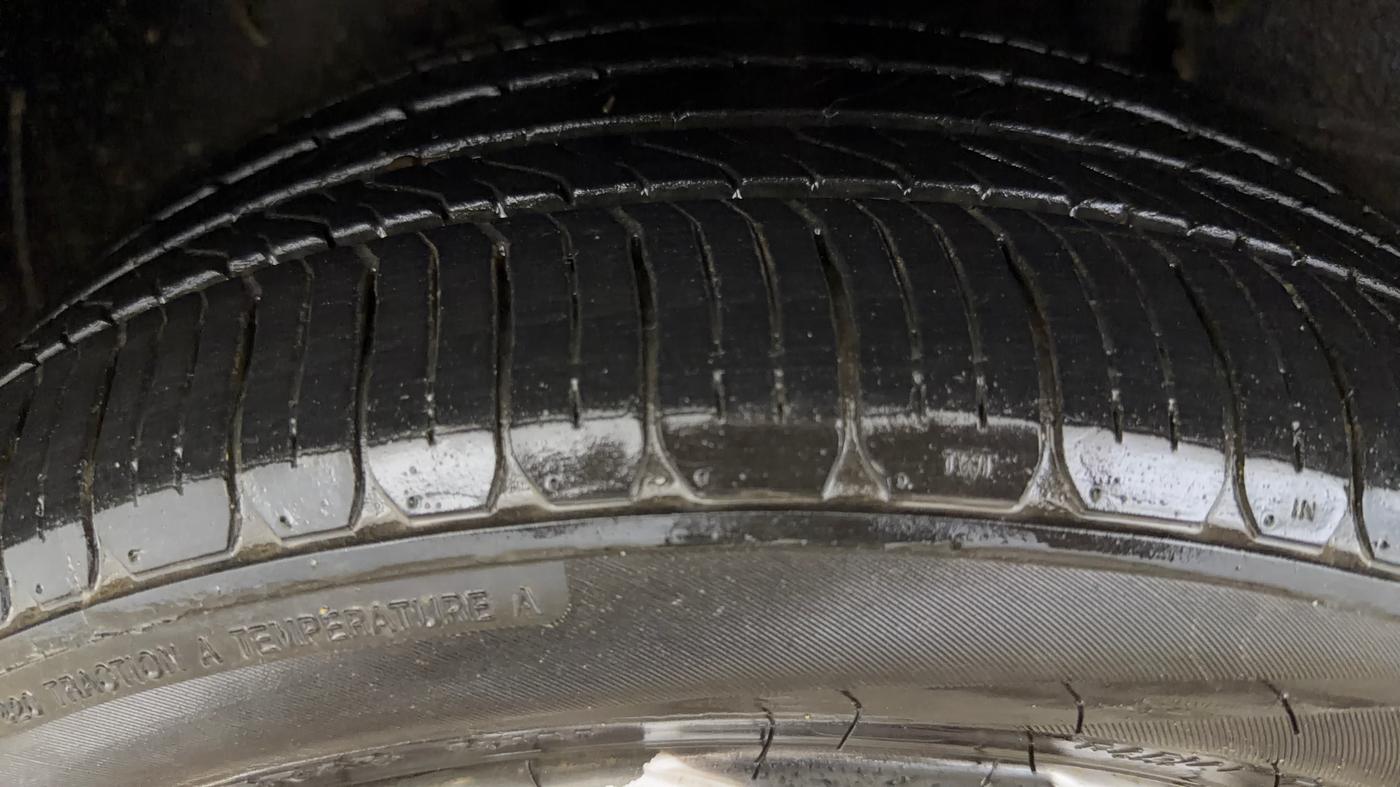 2022 Tata ALTROZ XM PLUS PETROL, Petrol, Manual, 63,153 km, Right Rear Tyre Tread