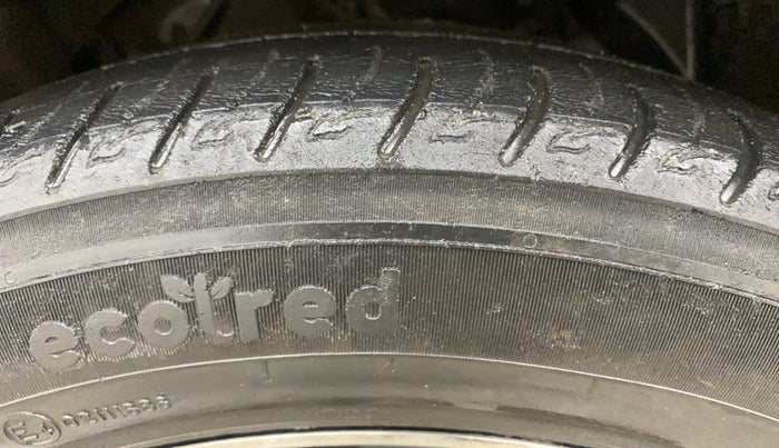 2019 Mahindra XUV300 W8 (O) 1.5 DIESEL, Diesel, Manual, 72,217 km, Left Front Tyre Tread