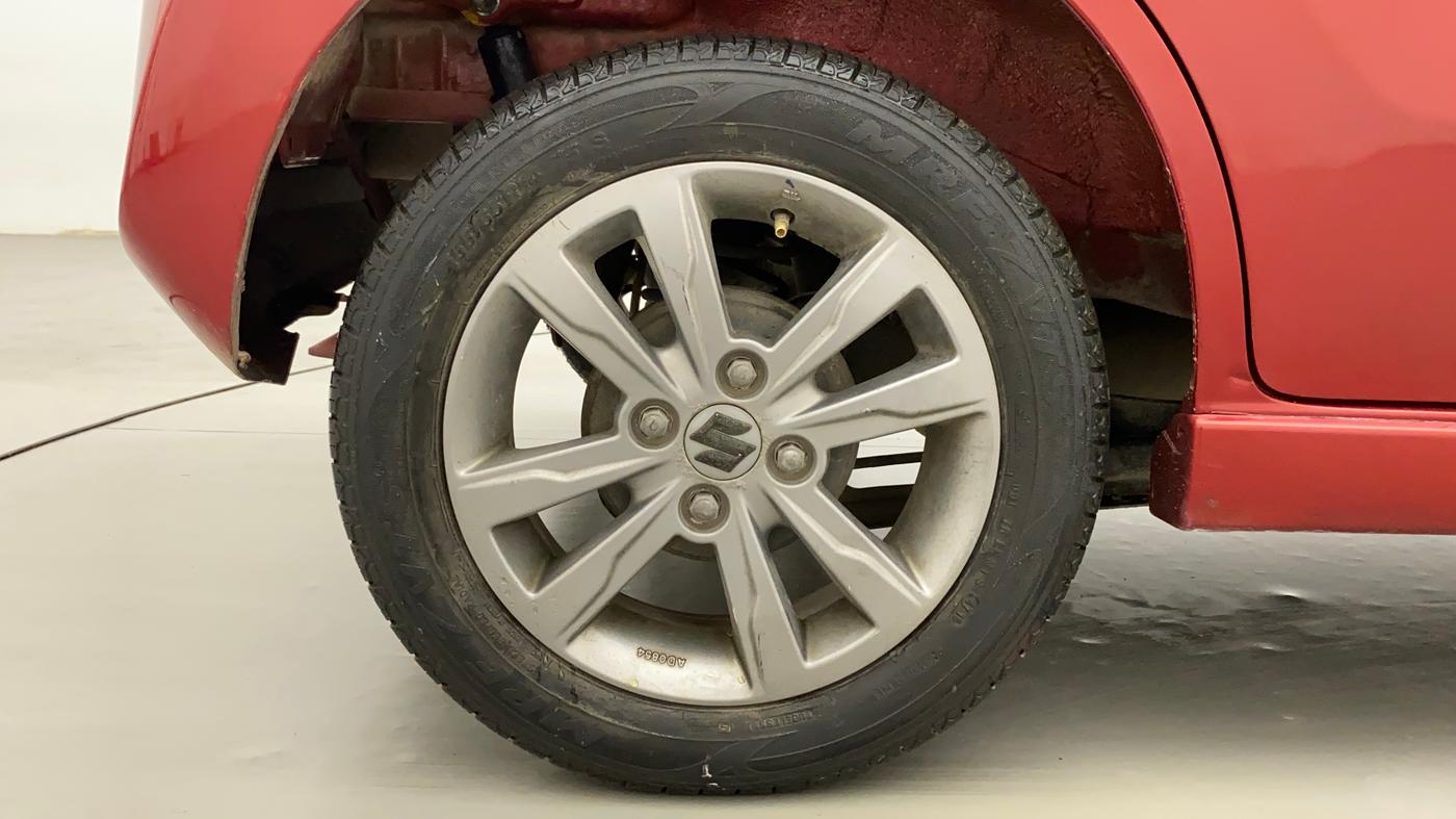 2013 Maruti Wagon R Stingray VXI, Petrol, Manual, 49,149 km, Right Rear Wheel