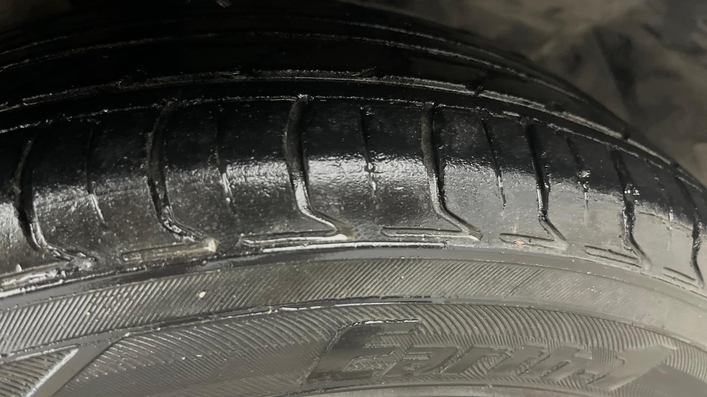 2016 Maruti Celerio VXI, CNG, Manual, 69,493 km, Right Front Tyre Tread