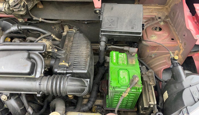 2018 Renault Kwid RXT 1.0 AMT, Petrol, Automatic, 28,067 km, Engine View - Left