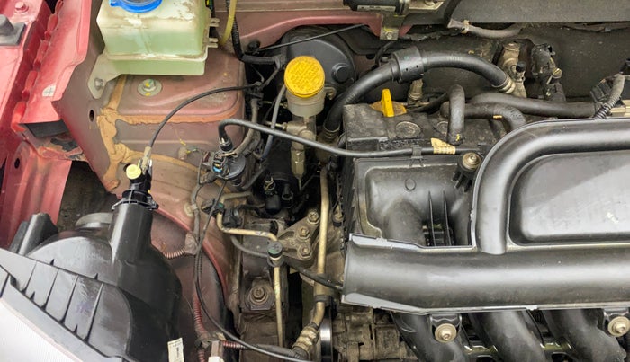 2018 Renault Kwid RXT 1.0 AMT, Petrol, Automatic, 28,067 km, Engine View - Right