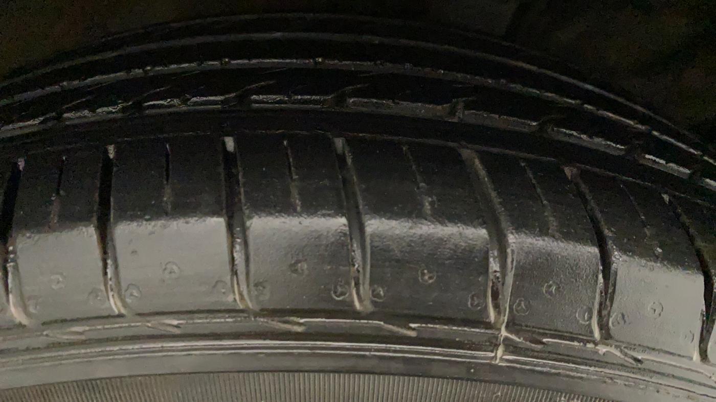 2017 Hyundai Creta E PLUS 1.6 PETROL, Petrol, Manual, 31,237 km, Right Rear Tyre Tread