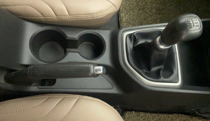 2017 Hyundai Creta E PLUS 1.6 PETROL, Petrol, Manual, 31,237 km, Gear Lever