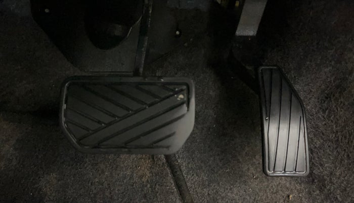 2016 Maruti Celerio VXI AMT, Petrol, Automatic, 92,932 km, Pedals