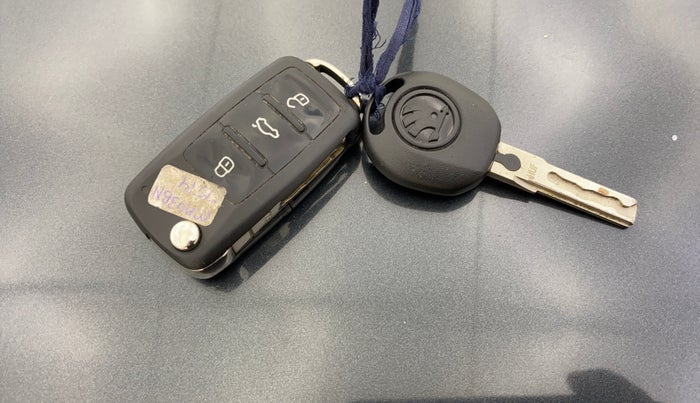 2019 Skoda Rapid 1.6 MPI ACTIVE, Petrol, Manual, 46,437 km, Key Close Up