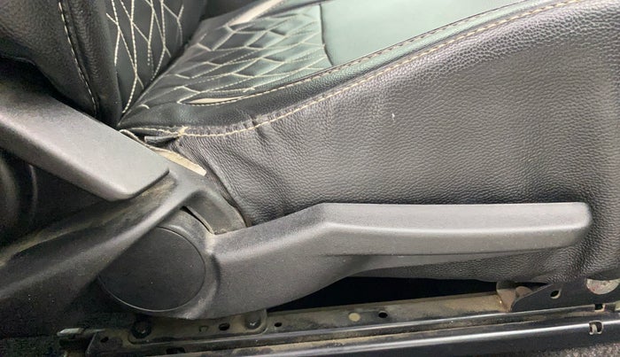 2016 Maruti Baleno ALPHA PETROL 1.2, Petrol, Manual, 52,653 km, Driver Side Adjustment Panel