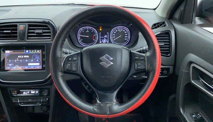 2016 Maruti Vitara Brezza ZDI PLUS DUAL TONE, Diesel, Manual, 52,068 km, Steering Wheel Close Up