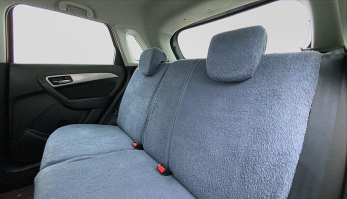 2016 Maruti Vitara Brezza ZDI PLUS DUAL TONE, Diesel, Manual, 52,068 km, Right Side Rear Door Cabin