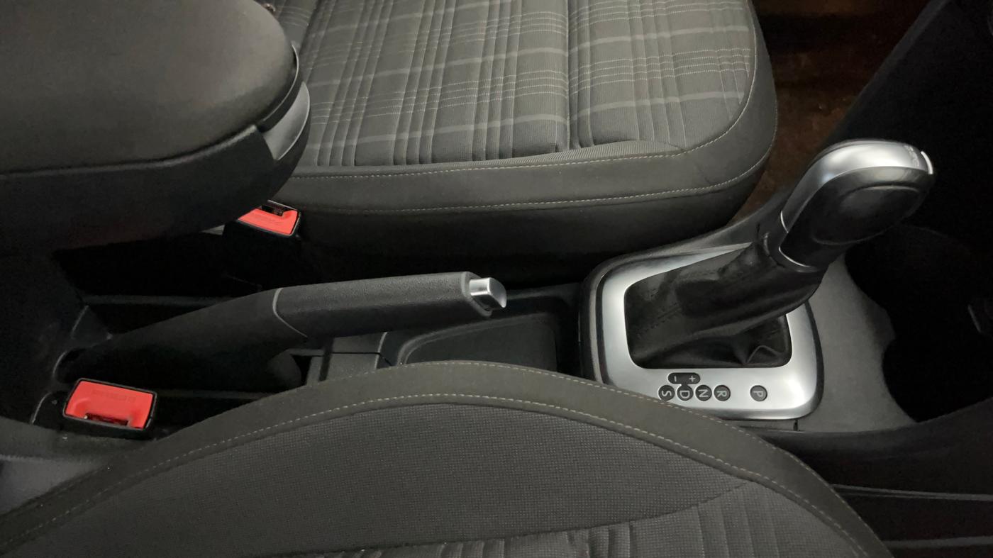 2019 Volkswagen Polo GT TSI AT, Petrol, Automatic, 54,993 km, Gear Lever