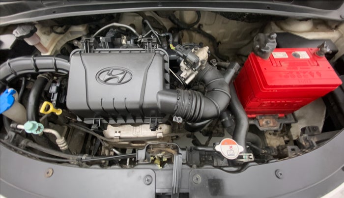 2016 Hyundai i10 SPORTZ 1.1, Petrol, Manual, 60,174 km, Open Bonet