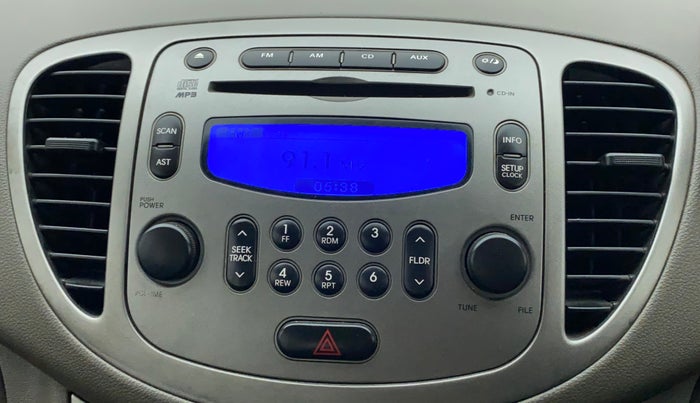 2016 Hyundai i10 SPORTZ 1.1, Petrol, Manual, 60,174 km, Infotainment System