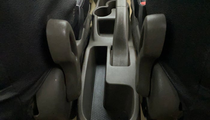 2016 Hyundai i10 SPORTZ 1.1, Petrol, Manual, 60,174 km, Driver Side Adjustment Panel