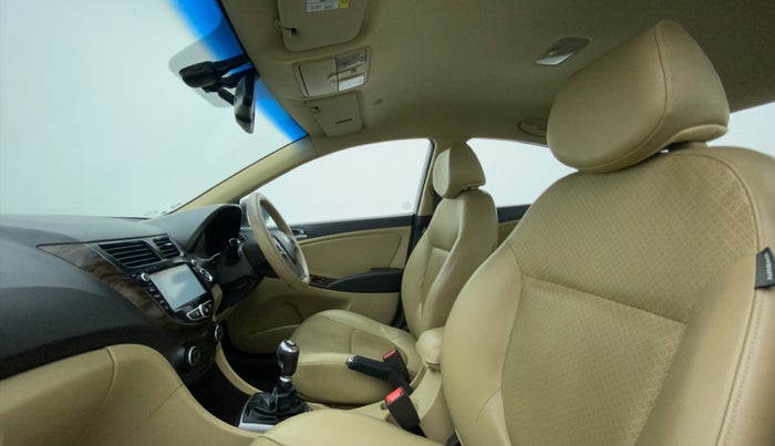 2016 Hyundai Verna 1.6 CRDI SX, Diesel, Manual, 90,223 km, Right Side Front Door Cabin