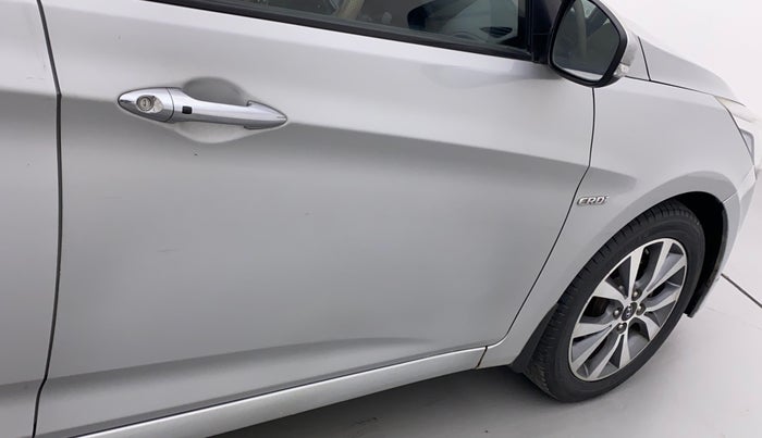 2016 Hyundai Verna 1.6 CRDI SX, Diesel, Manual, 90,223 km, Driver-side door - Minor scratches