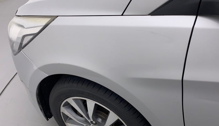 2016 Hyundai Verna 1.6 CRDI SX, Diesel, Manual, 90,223 km, Left fender - Slightly dented