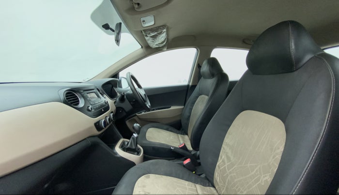 2014 Hyundai Grand i10 SPORTZ 1.2 KAPPA VTVT, Petrol, Manual, 36,885 km, Right Side Front Door Cabin
