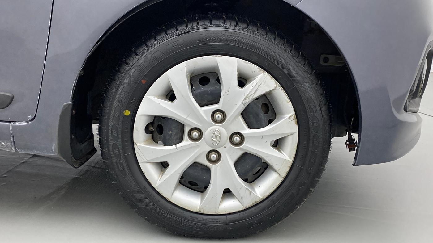 2014 Hyundai Grand i10 SPORTZ 1.2 KAPPA VTVT, Petrol, Manual, 36,885 km, Right Front Wheel