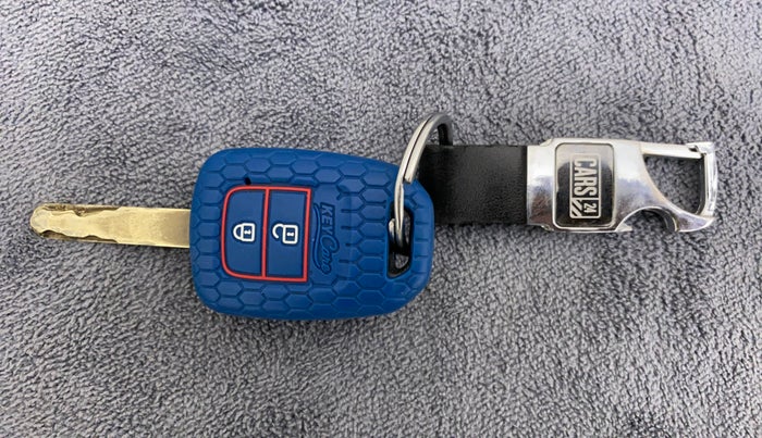 2015 Honda Jazz 1.2L I-VTEC V AT, Petrol, Automatic, 68,744 km, Key Close Up