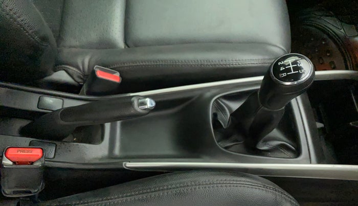 2017 Maruti Baleno ALPHA PETROL 1.2, Petrol, Manual, 91,549 km, Gear Lever