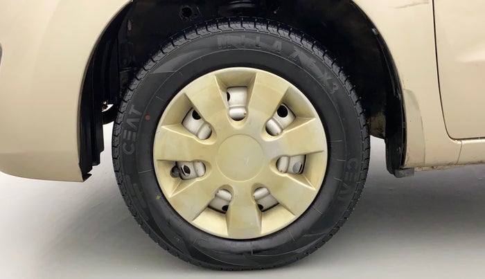 2013 Maruti Wagon R 1.0 LXI, Petrol, Manual, 37,008 km, Left Front Wheel