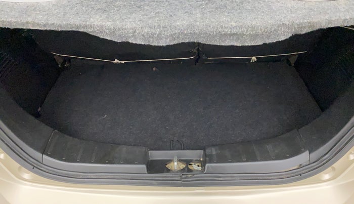 2013 Maruti Wagon R 1.0 LXI, Petrol, Manual, 37,008 km, Boot Inside