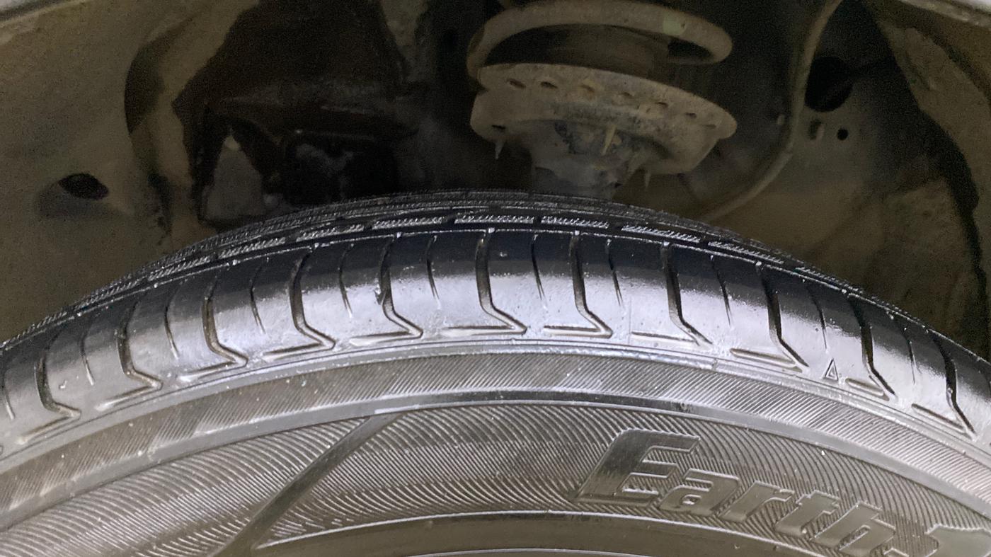 2016 Hyundai Creta SX PLUS 1.6 PETROL, Petrol, Manual, 41,996 km, Left Front Tyre Tread