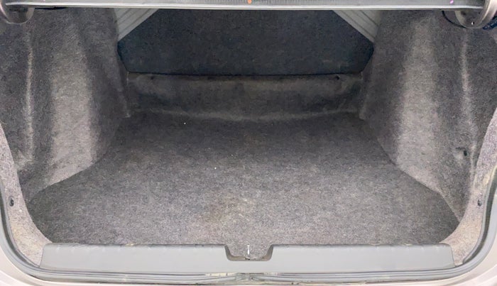 2015 Honda City VX MT PETROL, Petrol, Manual, 34,080 km, Boot Inside