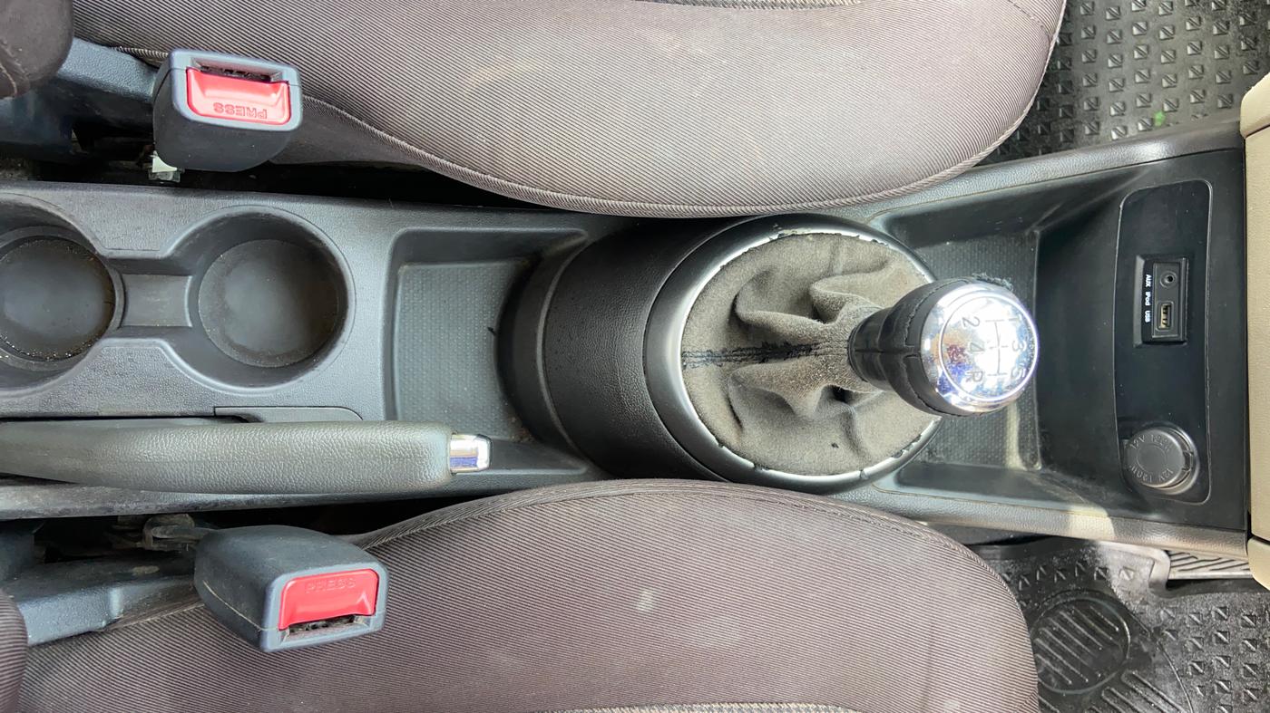 2013 Hyundai i20 ASTA 1.2, Petrol, Manual, 96,764 km, Gear Lever