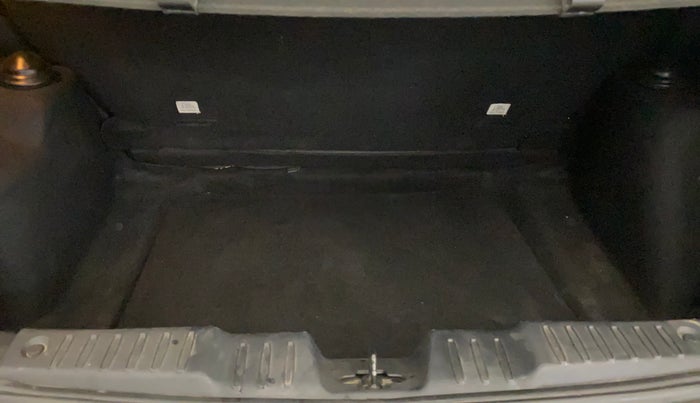 2022 Tata ALTROZ XZ PLUS DIESEL DARK EDITION, Diesel, Manual, 73,391 km, Boot Inside