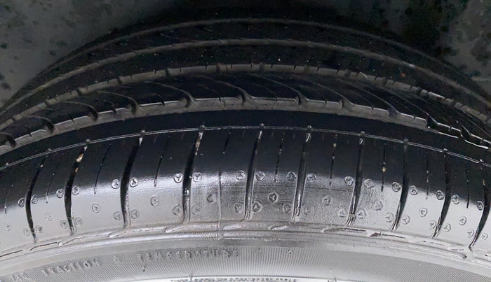 2017 Skoda Rapid Style 1.5 TDI AT, Diesel, Automatic, 91,084 km, Left Rear Tyre Tread