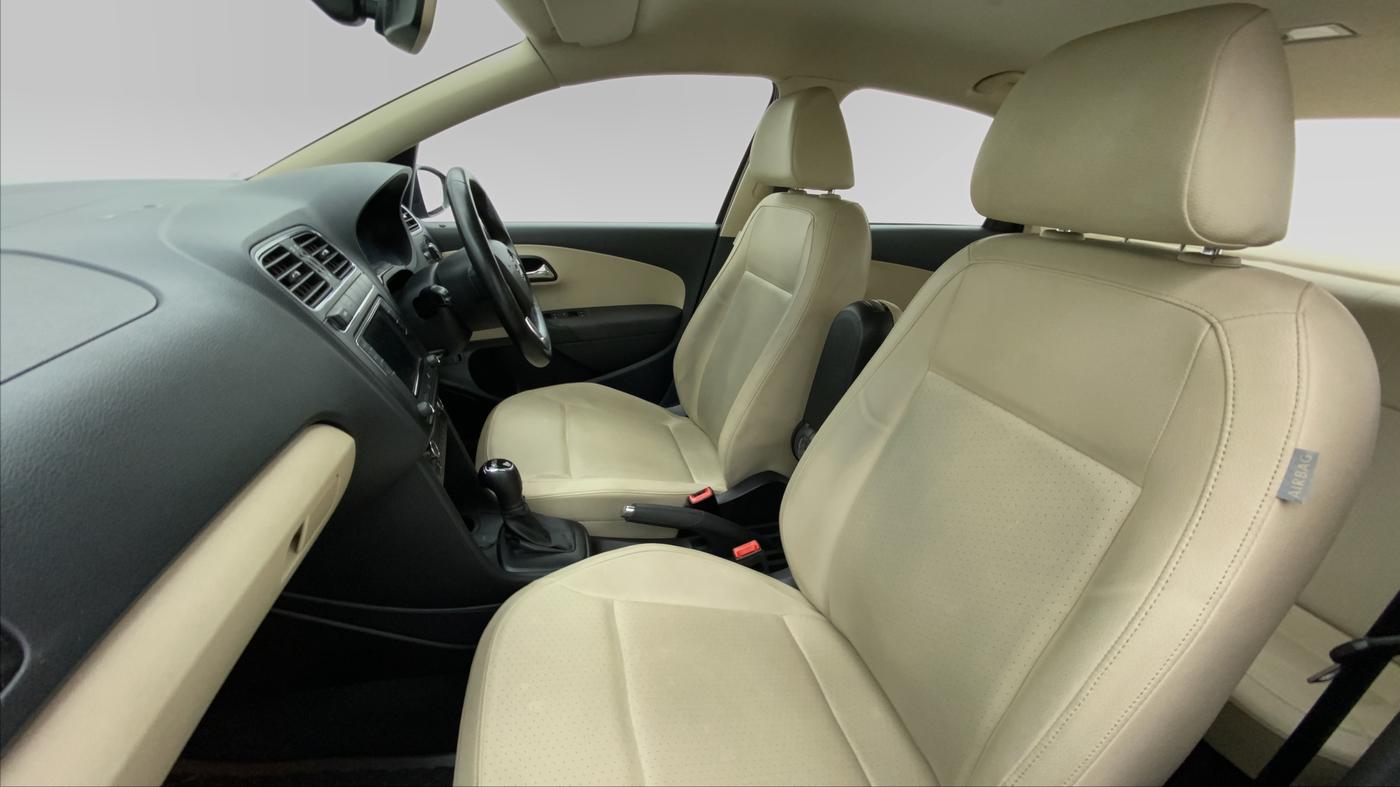 2017 Skoda Rapid Style 1.5 TDI AT, Diesel, Automatic, 91,084 km, Right Side Front Door Cabin