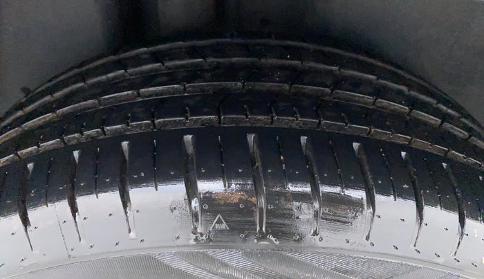 2017 Skoda Rapid Style 1.5 TDI AT, Diesel, Automatic, 91,084 km, Right Rear Tyre Tread