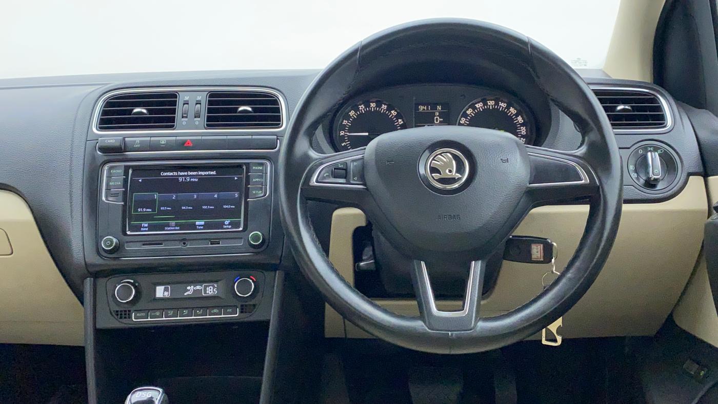 2017 Skoda Rapid Style 1.5 TDI AT, Diesel, Automatic, 91,084 km, Steering Wheel Close Up