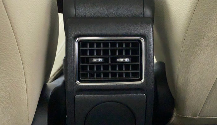 2017 Skoda Rapid Style 1.5 TDI AT, Diesel, Automatic, 91,084 km, Rear AC Vents